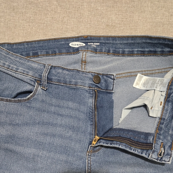 Old Navy Blue Super Skinny Ankle High Rise Jeans Medium Wash & Stretch Size 14P - Picture 9 of 13